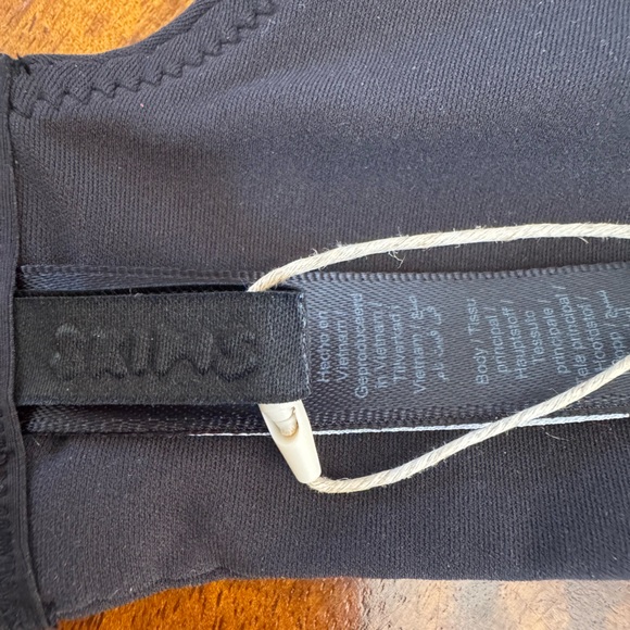 SKIMS Fits Everybody T Shirt Bra 38DDD Onyx NWT - Picture 6 of 7